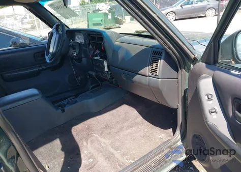 2000 Jeep Cherokee Se из США, поврежденный, VIN 1J4FF28S7YL208407